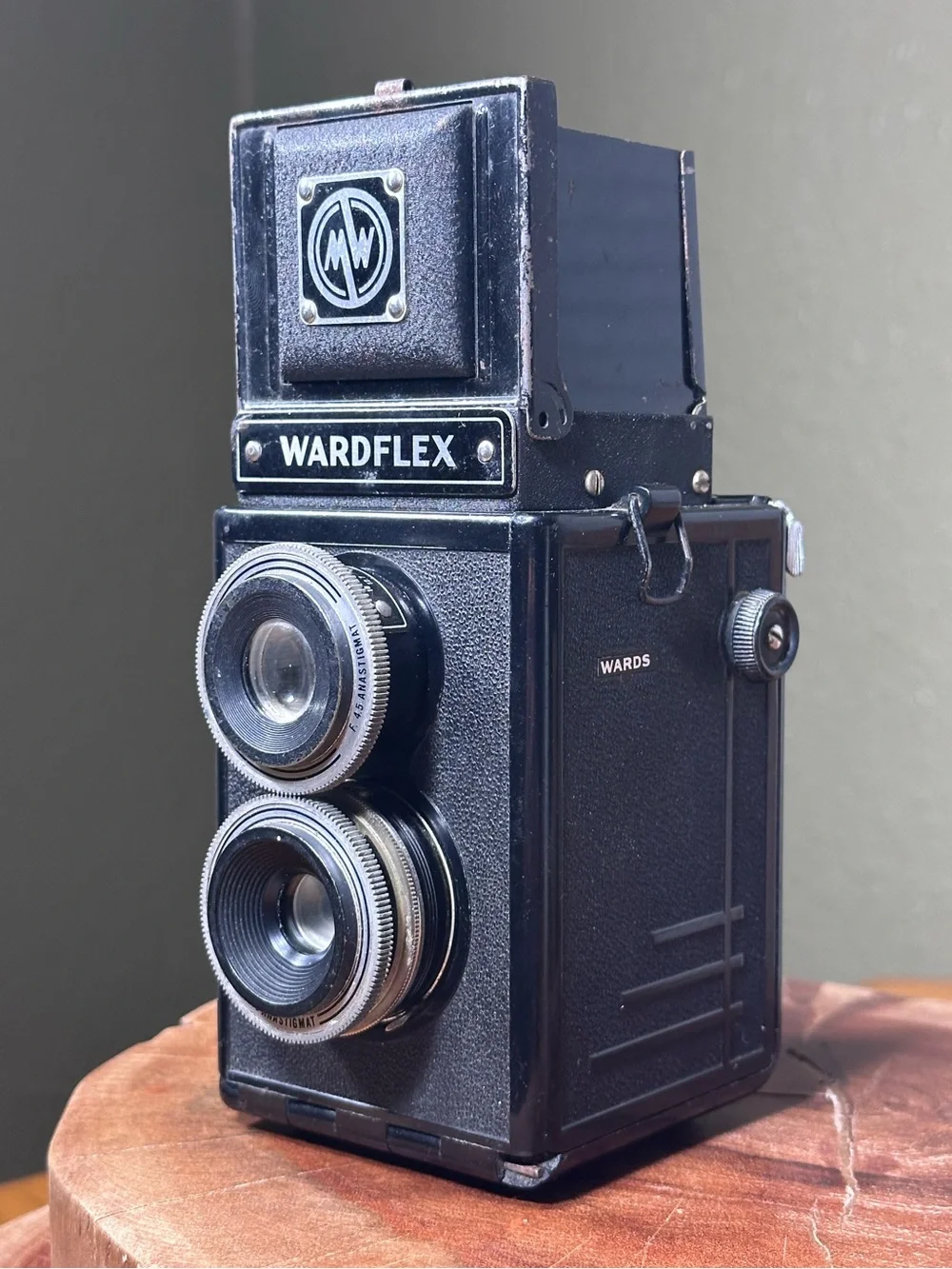 Vintage 1950s Wardflex TLR 120 Film Camera Montgomery Ward